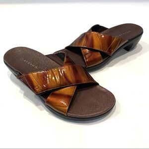Aravon Tortoise Shell Leather Slide Sandals